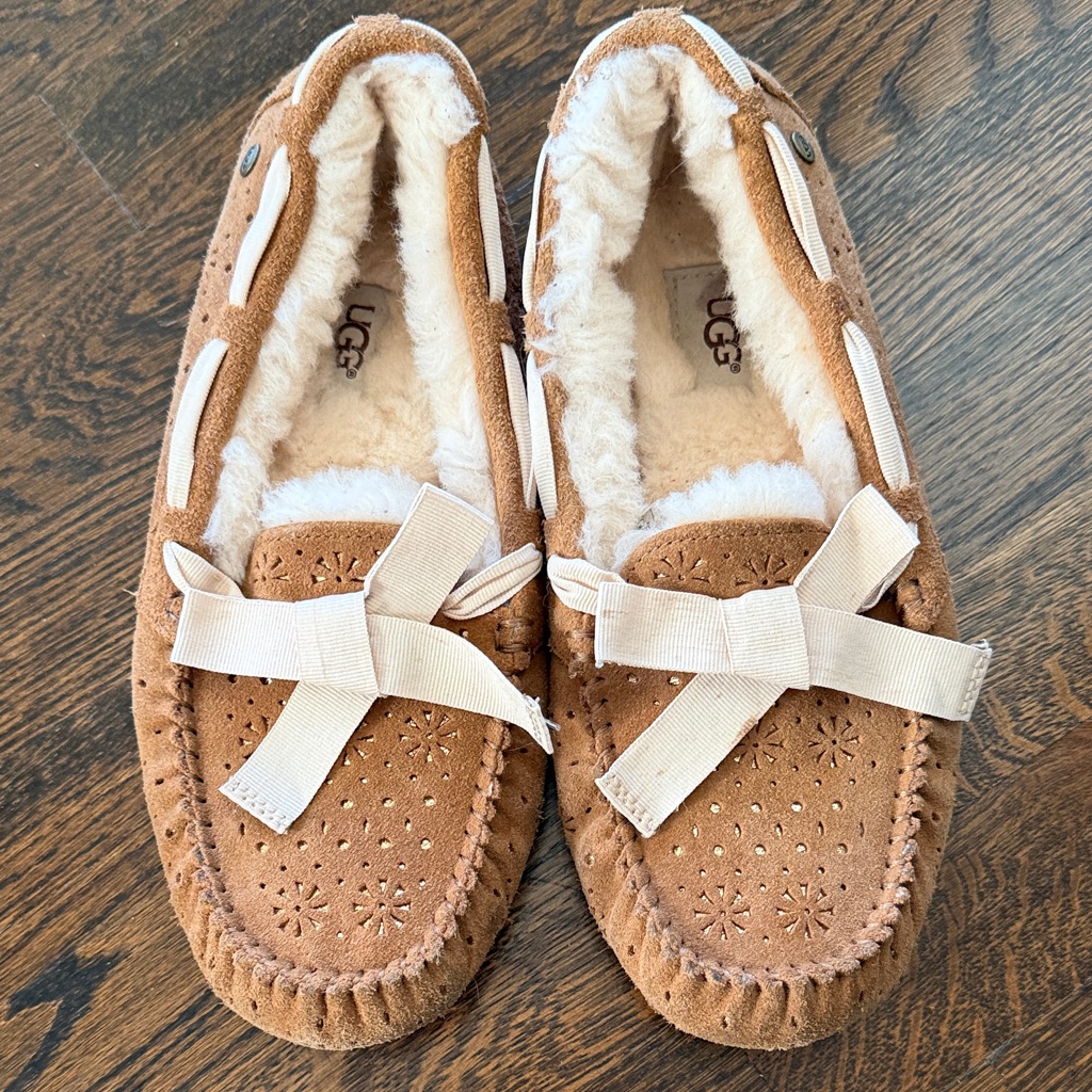 Ugg Dakota Sunshine Perforated Women’s Slipper